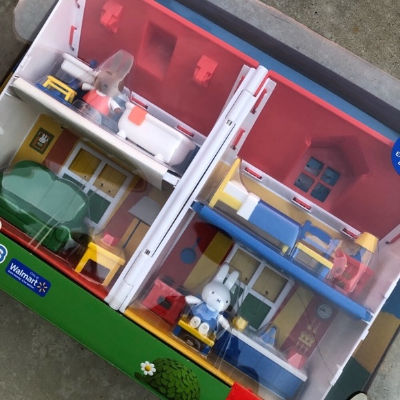 New Miffy’s Adventures House - Picture 2 of 4